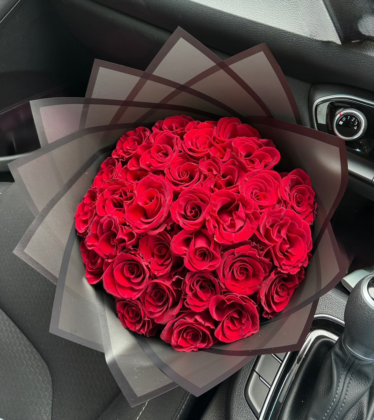 30 Fresh Red Roses